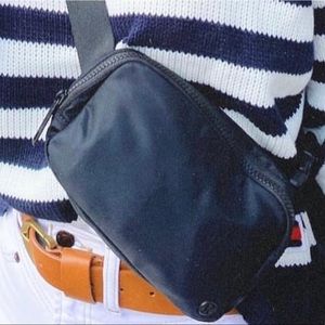 Lululemon Black Everywhere Belt Bag